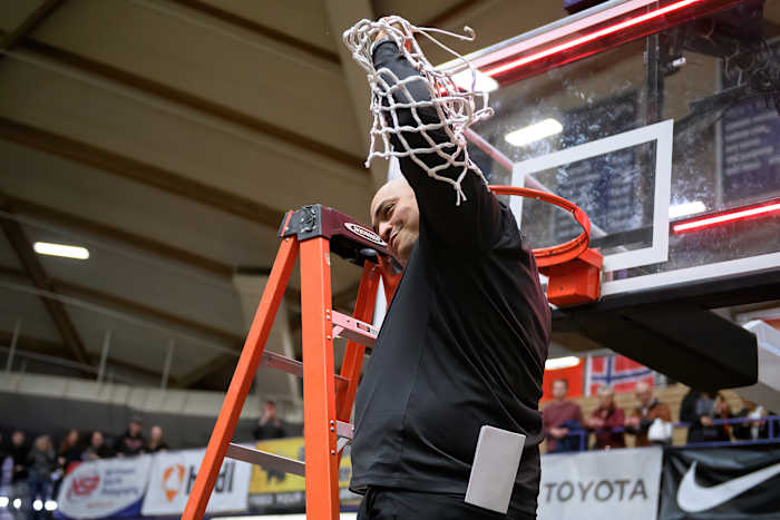 2023-3-11-Tualatin-WestLinn-Championship-Postgame-0622-NR-clear